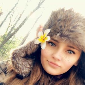 Meet your Posher, Bailey